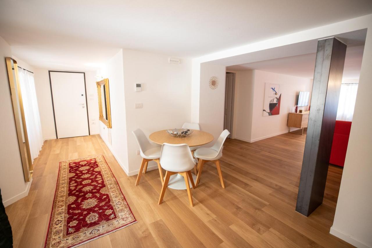 Grand Hotel Duchi D'Aosta Apartments トリエステ エクステリア 写真